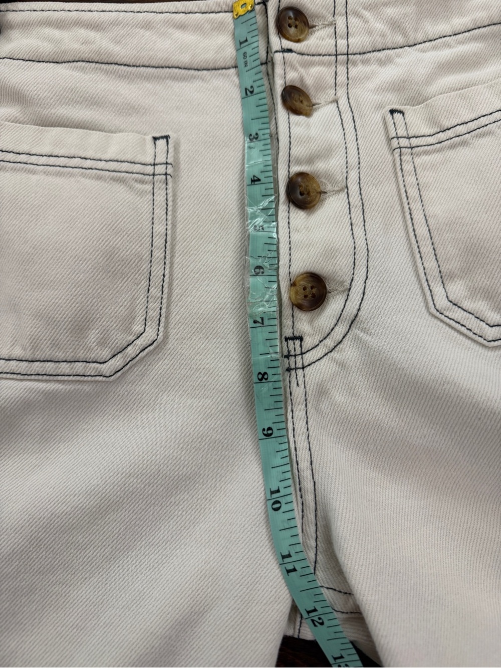 Reformation Eloise High Rise Wide Leg Jeans in Ivory - Size 28 - Picture 16 of 17